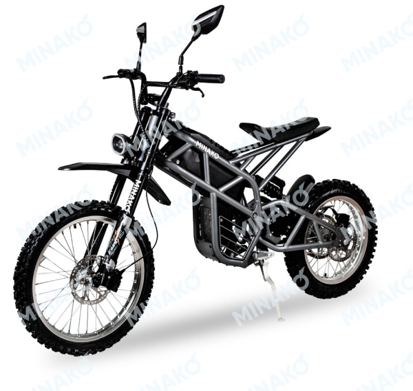 minako-cross-645b8a8ea321d.1600x900w